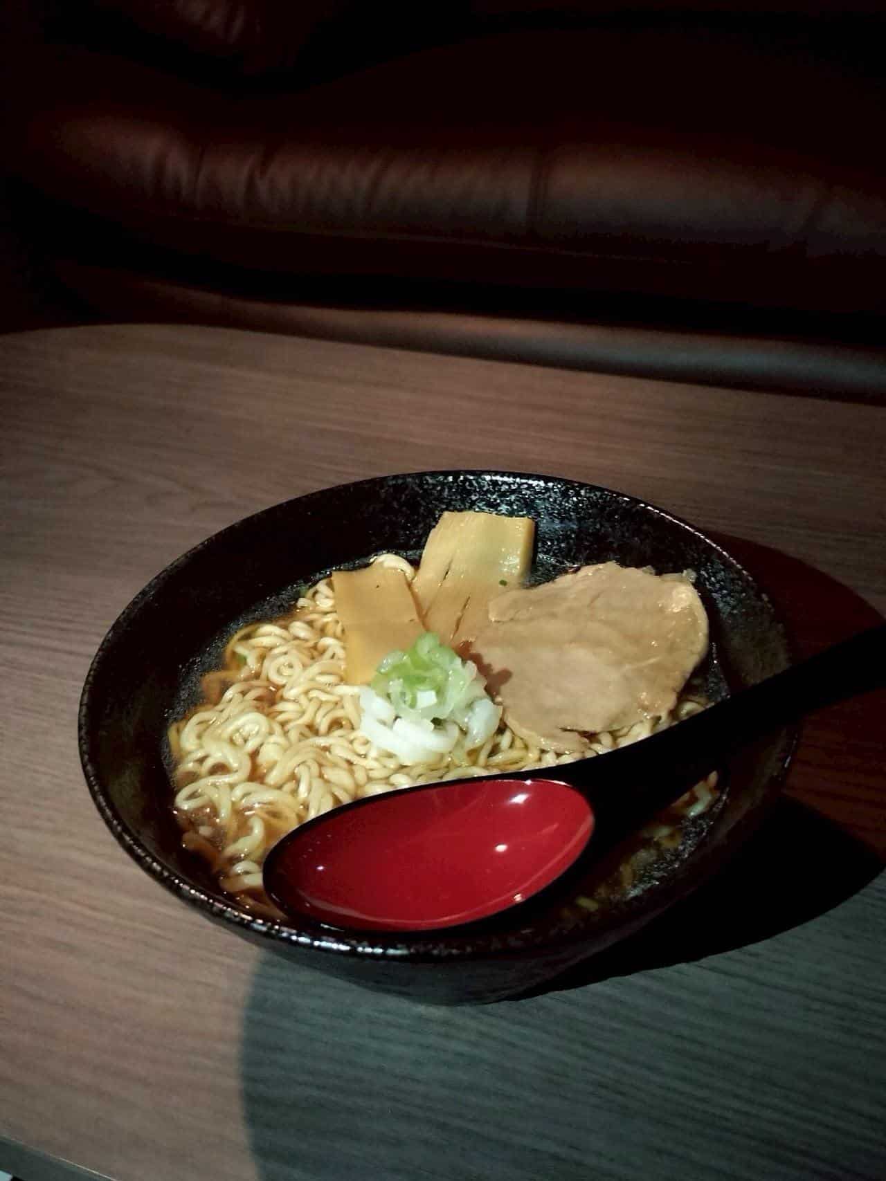 【難波シーシャ×バー】プライベート空間でくつろげる