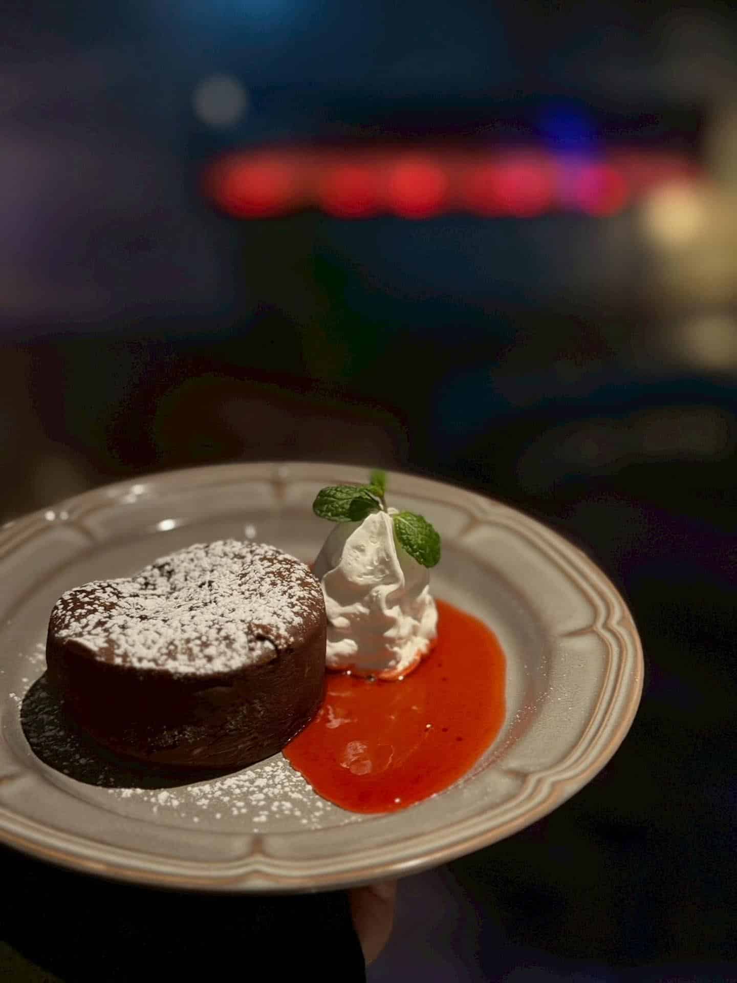 【難波シーシャ×バー】夜を彩るシーシャカフェ