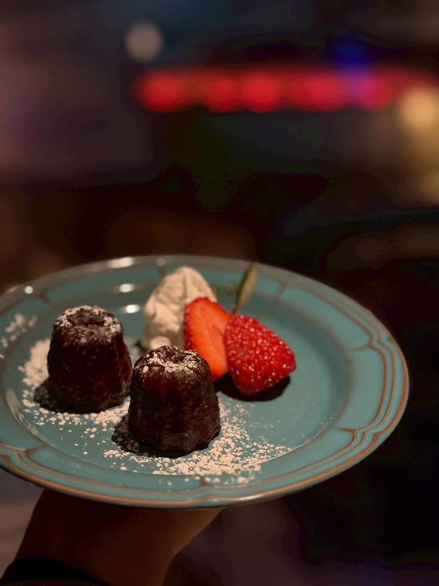 【難波シーシャ×バー】夜を彩るシーシャカフェ