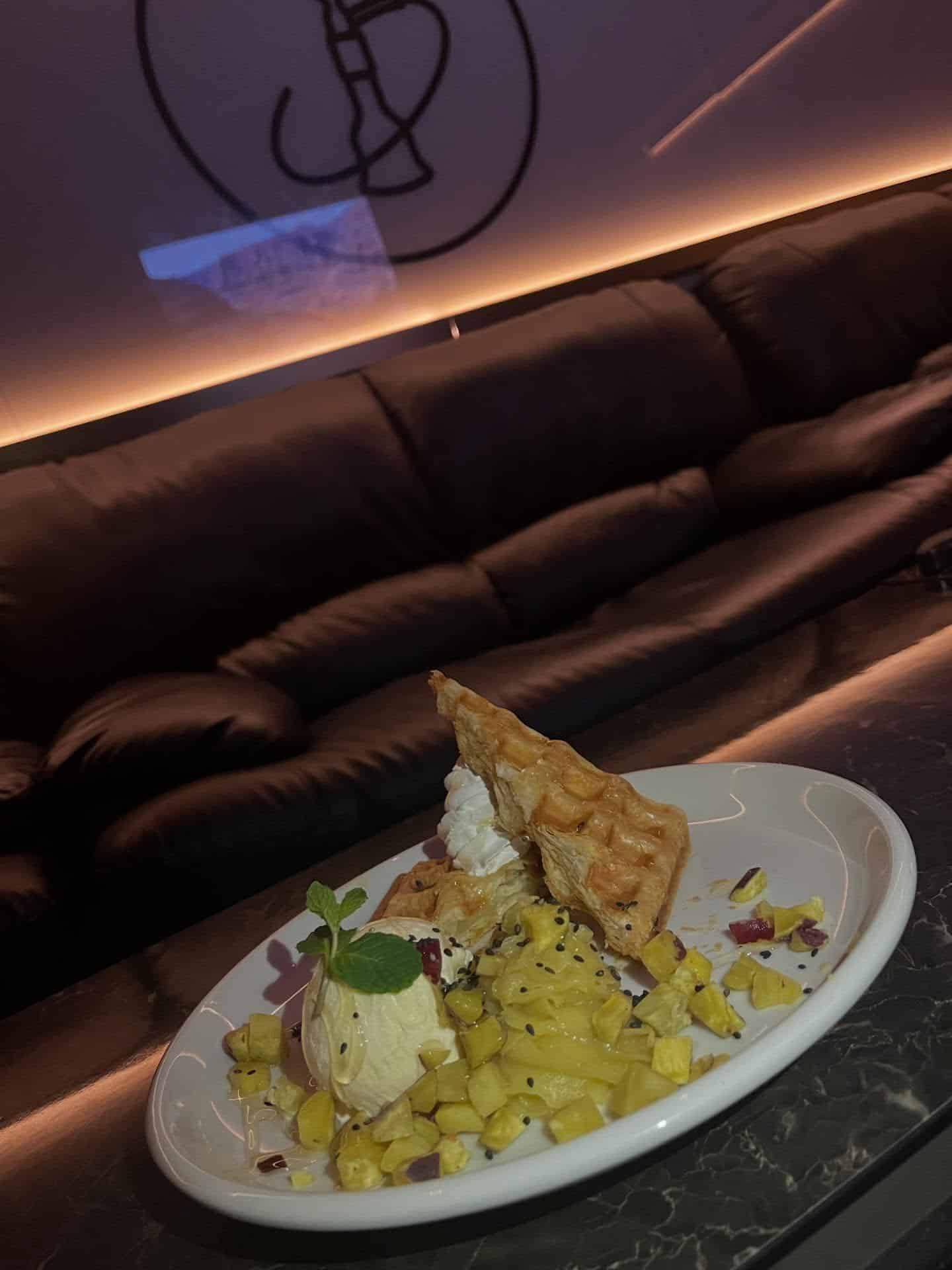 【銀座 シーシャバー】お芋たっぷり季節のクロッフル