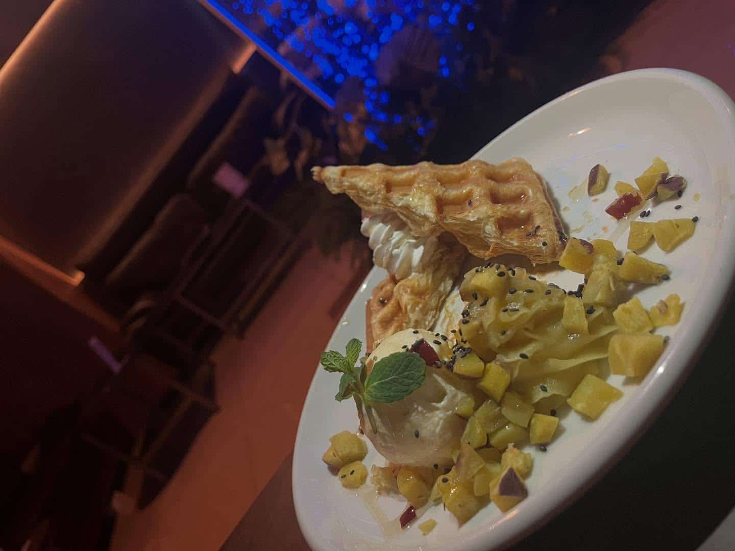 【銀座シーシャバー】季節のクロッフル スイートポテト