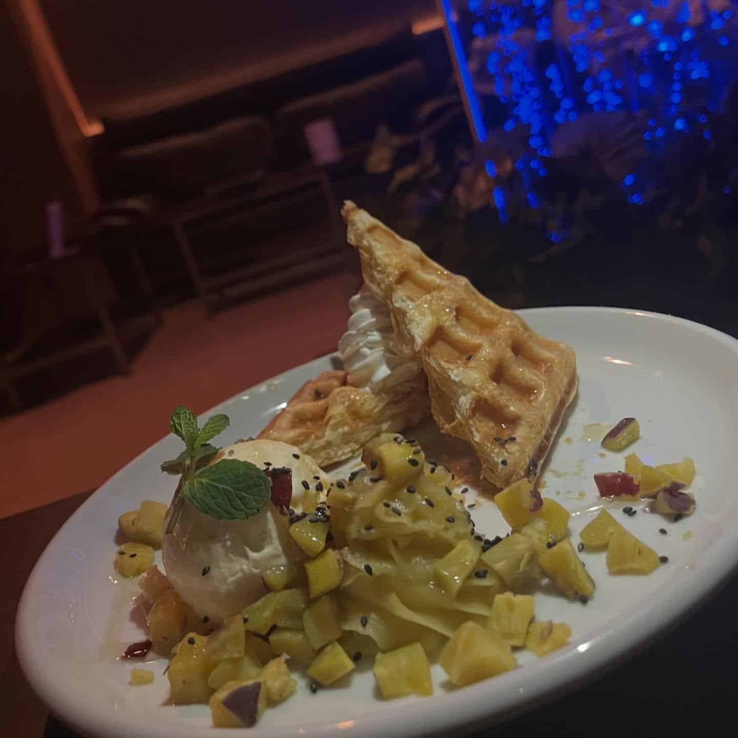 【銀座シーシャバー】季節のクロッフル スイートポテト