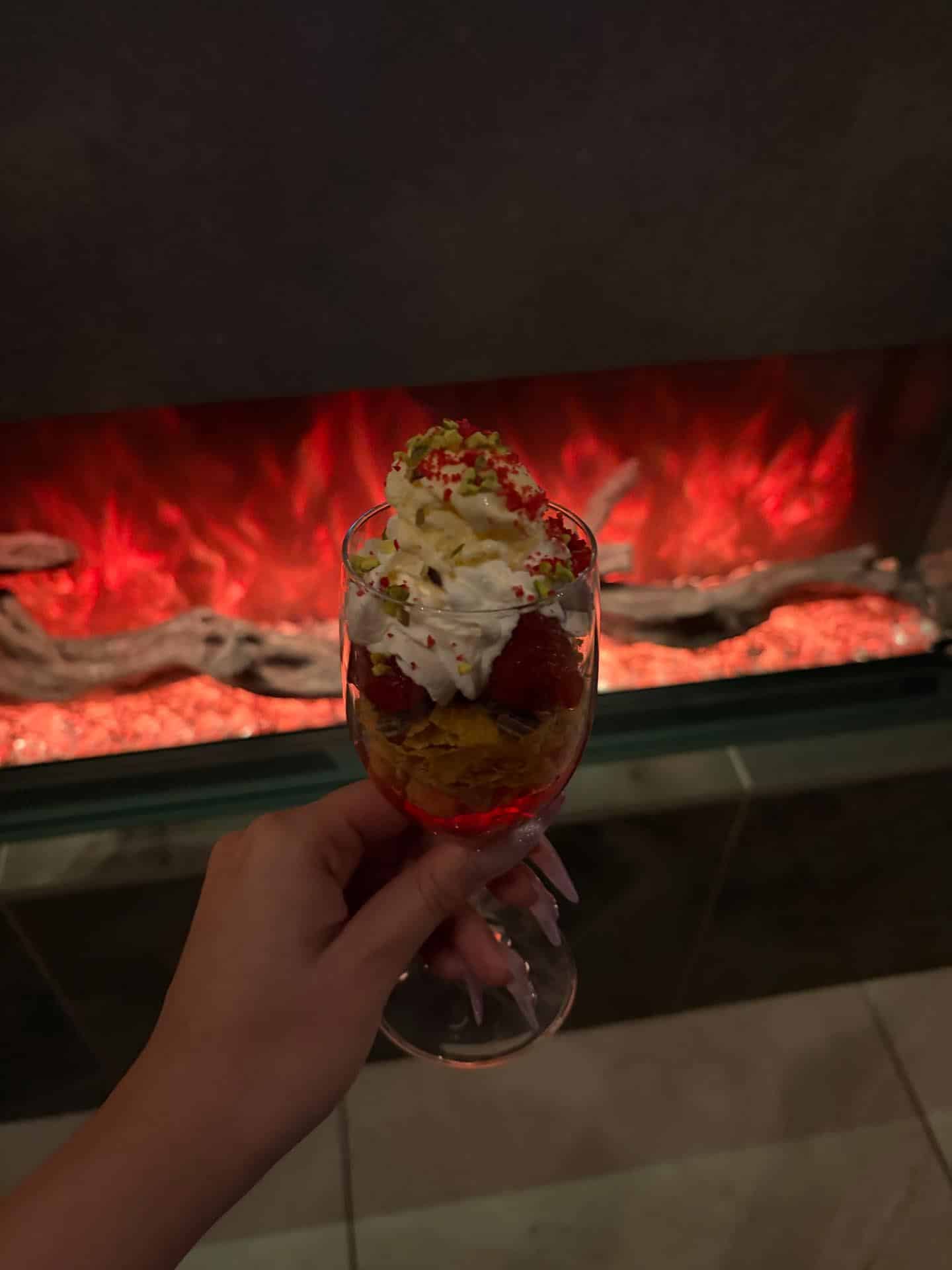 【東京八重洲 シーシャバー】